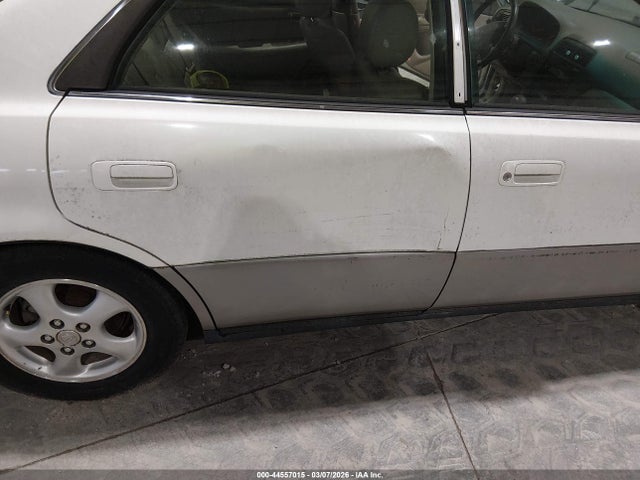 Продажа на аукционе авто 1997 Lexus Es 300, vin: JT8BF22G6V0067365, номер лота: 44557015