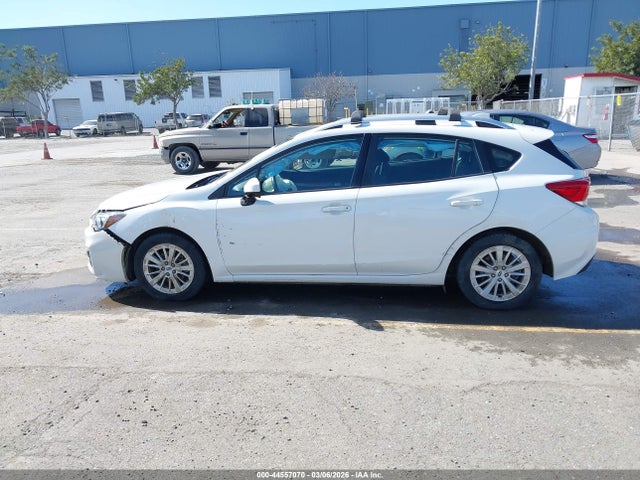 Subaru Impreza Premium 2017 4S3GTAB63H3733361 Image 14