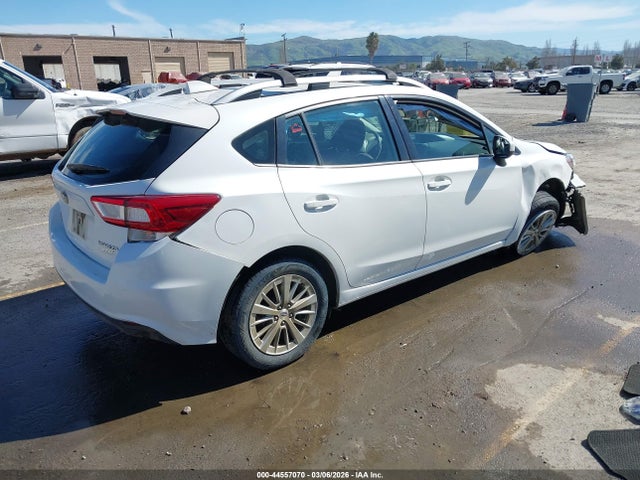 Subaru Impreza Premium 2017 4S3GTAB63H3733361 Image 4