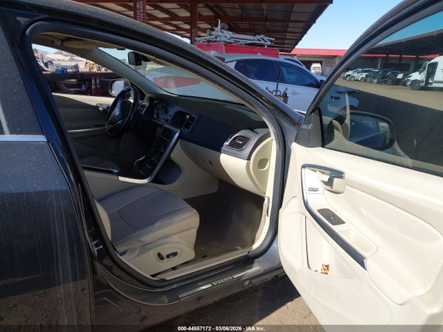 Volvo S60 T5 2014 YV1612FS3E1295005 Image 5