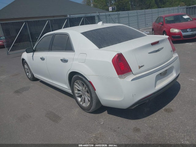 Продажа на аукционе авто 2017 Chrysler 300 Limited, vin: 2C3CCAAGXHH516643, номер лота: 44557230