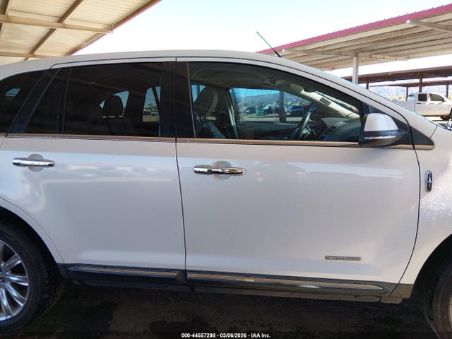 Lincoln MKX 2014 2LMDJ6JK1EBL13517 Image 13
