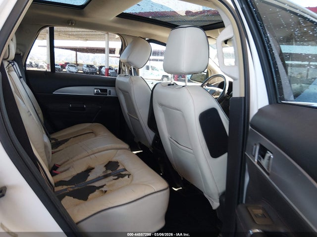Lincoln MKX 2014 2LMDJ6JK1EBL13517 Image 8