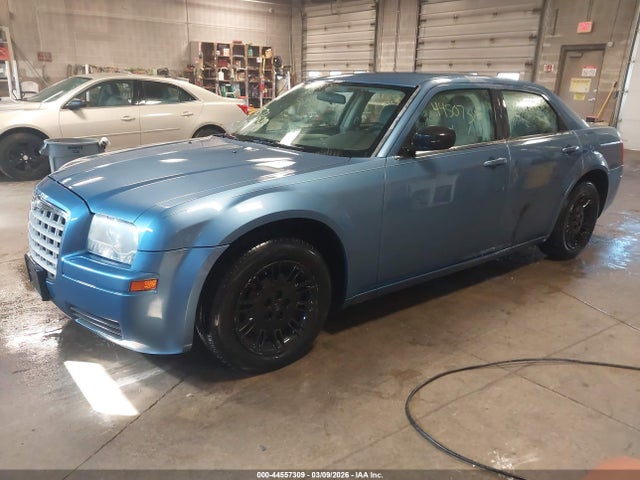 Продажа на аукционе авто 2007 Chrysler 300, vin: 2C3KA43R97H721256, номер лота: 44557309