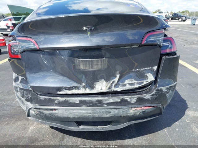 2025 TESLA MODEL Y 7SAYGDEEXSA368362 Photo 5
