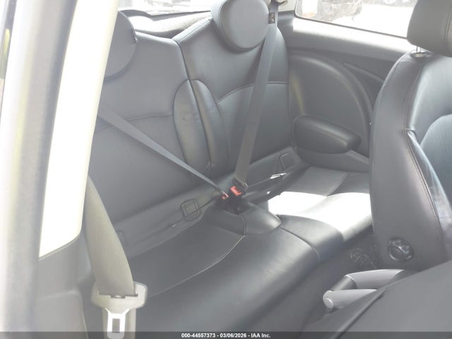 2010 MINI COOPER WMWMF3C53ATZ60936 Photo 7