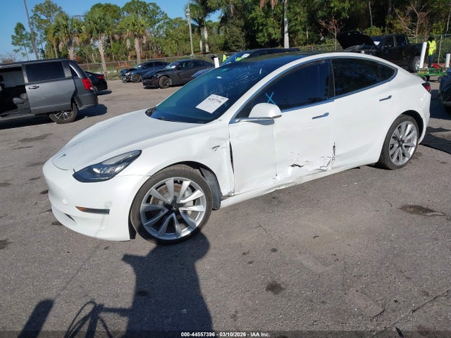 2019 TESLA MODEL 3 5YJ3E1EB5KF200066 Photo 1