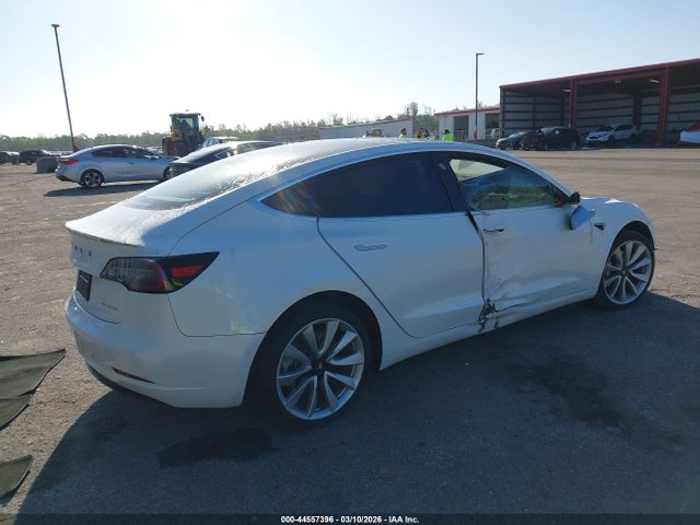 2019 TESLA MODEL 3 5YJ3E1EB5KF200066 Photo 3