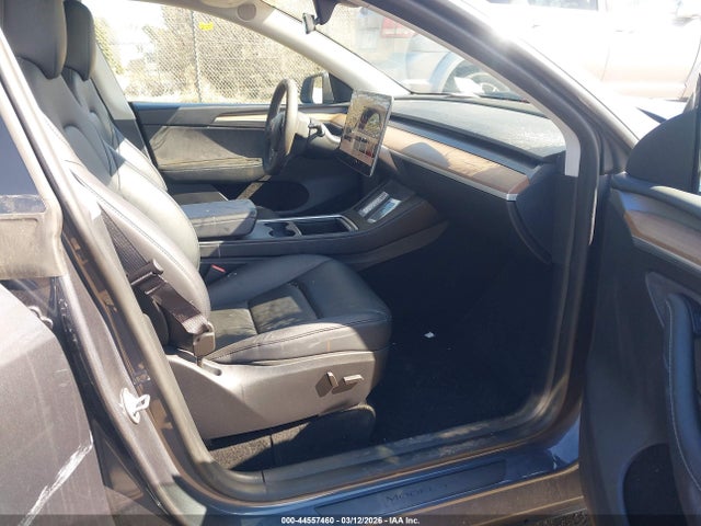 2023 TESLA MODEL Y 7SAYGDEE1PF980847 Photo 4