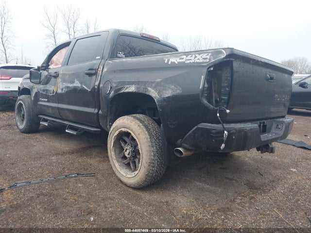 2018 TOYOTA TUNDRA 5TFDW5F12JX766088 Photo 2
