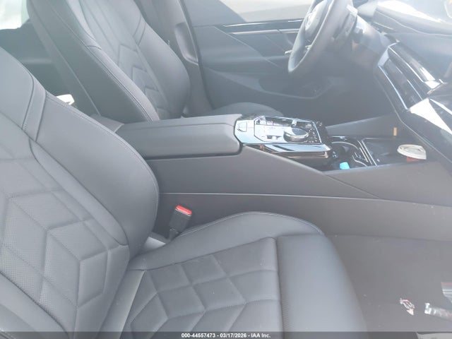44557473 :رقم المزاد ، WBA53FJ00SCU15462 vin ، 2025 Bmw 530i Xdrive مزاد بيع