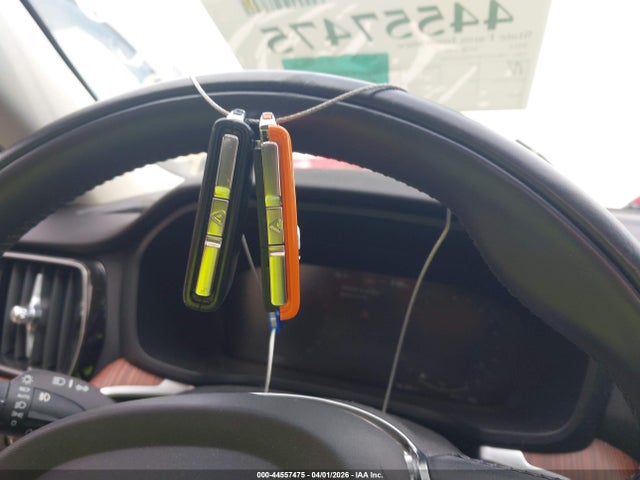 2021 VOLVO S60 7JRA22TK3MG095546 Photo 10