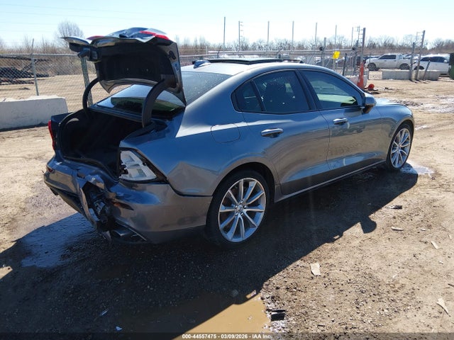 2021 VOLVO S60 7JRA22TK3MG095546 Photo 3
