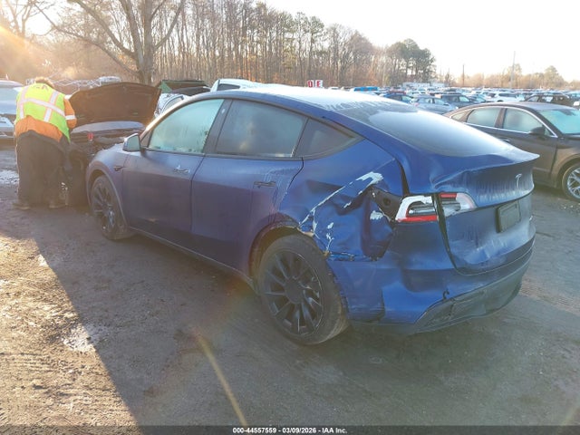 2021 TESLA MODEL Y 5YJYGDEE1MF092494 Photo 2