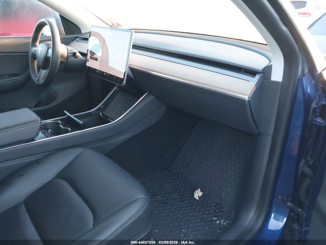 2021 TESLA MODEL Y 5YJYGDEE1MF092494 Photo 4