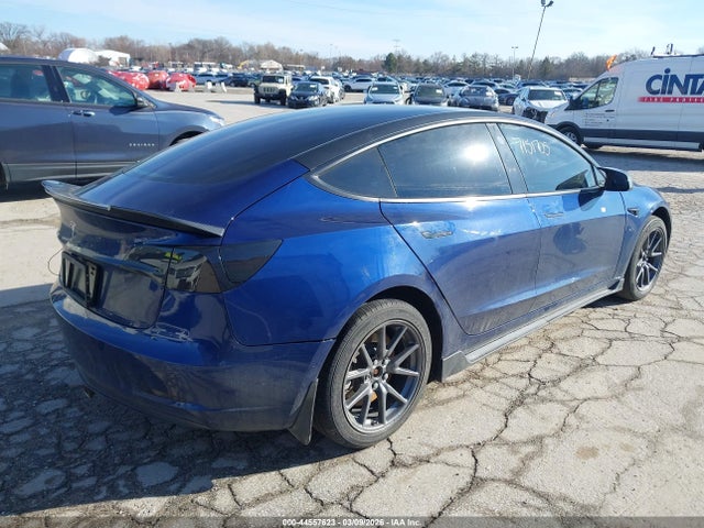 2018 TESLA MODEL 3 5YJ3E1EA8JF026113 Photo 3