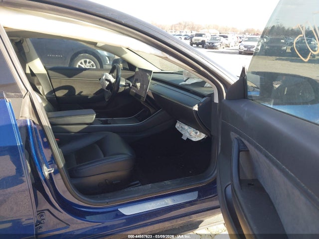 2018 TESLA MODEL 3 5YJ3E1EA8JF026113 Photo 4