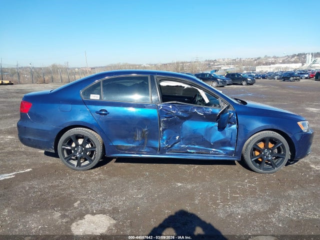 44557642 :رقم المزاد ، 3VWDZ7AJ3BM097019 vin ، 2011 Volkswagen Jetta 2.5l Se مزاد بيع