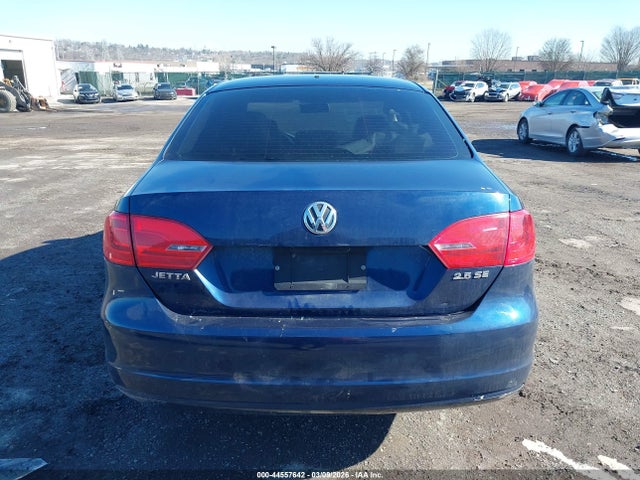 44557642 :رقم المزاد ، 3VWDZ7AJ3BM097019 vin ، 2011 Volkswagen Jetta 2.5l Se مزاد بيع