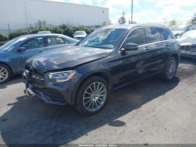 44557646 :رقم المزاد ، W1N0G8DB1NV333106 vin ، 2022 Mercedes-benz Glc 300 Suv مزاد بيع