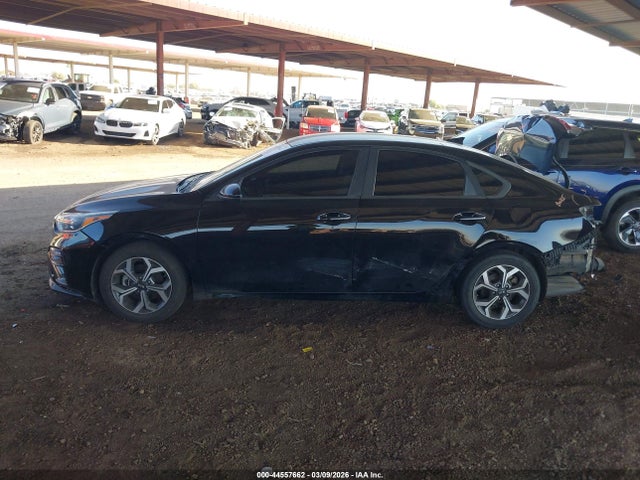 3KPF24AD1KE133616 KIA Forte Lxs