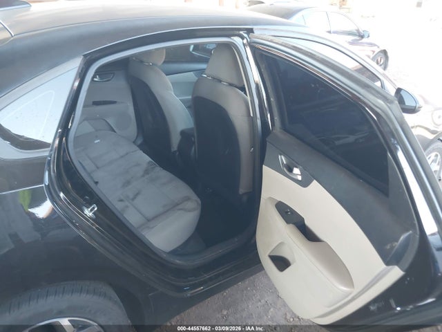 3KPF24AD1KE133616 KIA Forte Lxs