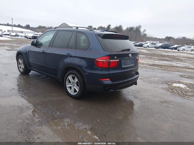 2013 BMW X5 5UXZV4C56D0B05365 Photo 2