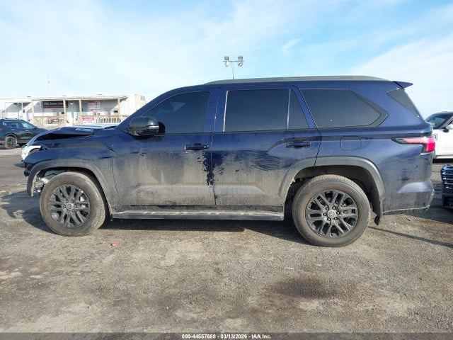 Toyota Sequoia Limited 2024 7SVAAABA1RX044659 Image 14