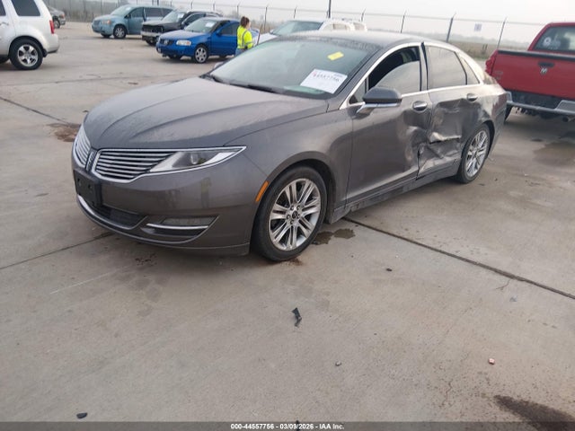 Lincoln MKZ 2016 3LN6L2G90GR609533 Image 2