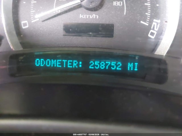 44557787 :رقم المزاد ، 1GYEK63N65R107805 vin ، 2005 Cadillac Escalade Standard مزاد بيع