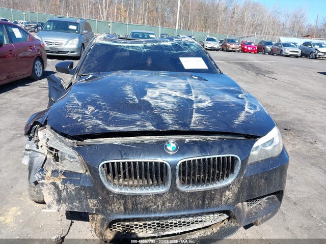 44557795 :رقم المزاد ، WBSFV9C5XDC772509 vin ، 2013 Bmw M5 مزاد بيع