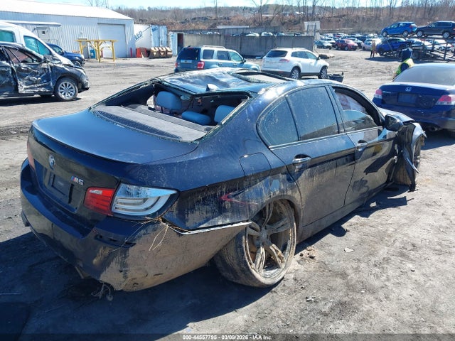 44557795 :رقم المزاد ، WBSFV9C5XDC772509 vin ، 2013 Bmw M5 مزاد بيع