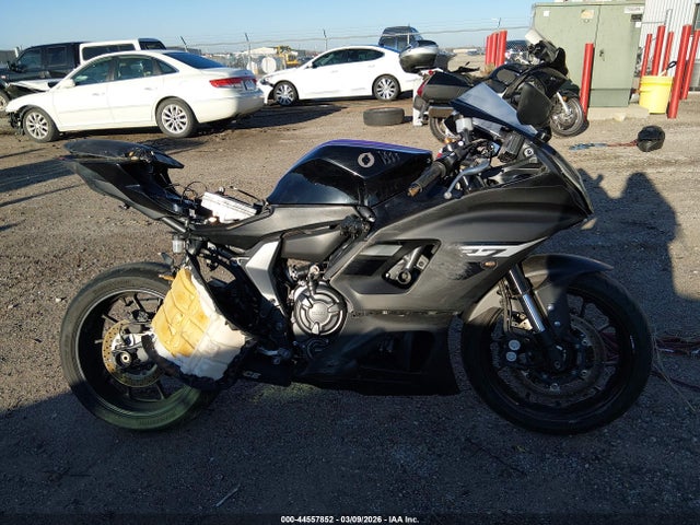 Yamaha Yzfr7 2024 JYARM38E5RA014203 Image 12