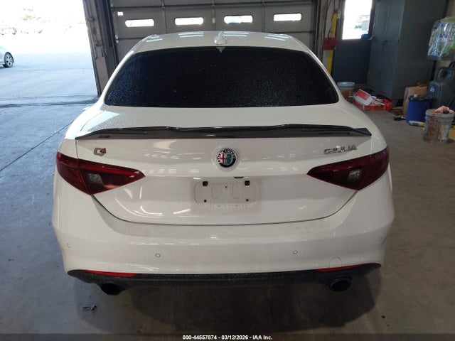 Alfa Romeo Giulia Awd 2018 ZARFAEDN3J7576674 Image 15