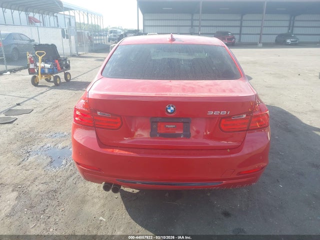 2014 Bmw 328i მანქანა იყიდება აუქციონზე, vin: WBA3A5C53EJ463876, აუქციონის ნომერი: 44557922