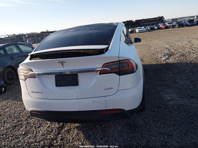 Aukcja sprzedaży 2018 Tesla Model X 100d/75d/p100d, vin: 5YJXCBE24JF140471, numer aukcji: 44557938