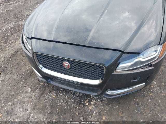 Продажа на аукционе авто 2016 Jaguar Xf 35t Prestige, vin: SAJBK4BV8GCY21876, номер лота: 44557943