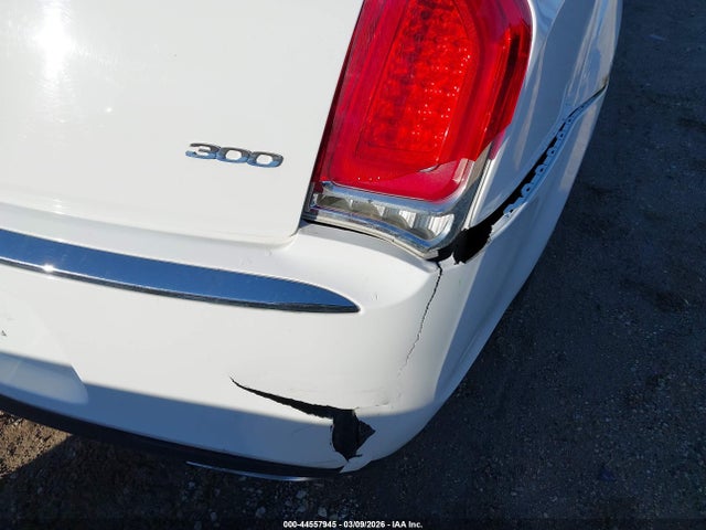 Продаж на аукціоні авто 2016 Chrysler 300 Touring, vin: 2C3CCARGXGH262712, номер лоту: 44557945