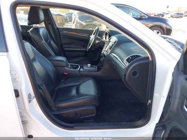 Продаж на аукціоні авто 2016 Chrysler 300 Touring, vin: 2C3CCARGXGH262712, номер лоту: 44557945