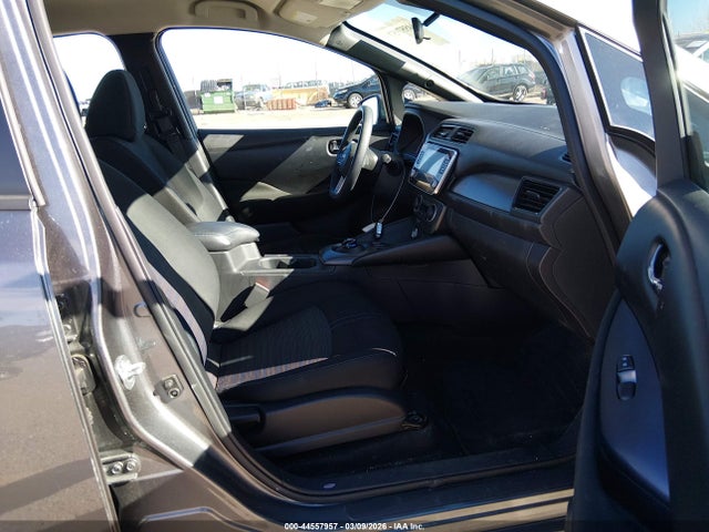 Nissan LEAF S 2025 1N4AZ1BV2SC559968 Image 5