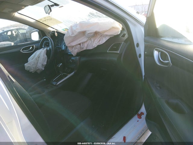 44557971 :رقم المزاد ، 3N1AB7AP5JY231781 vin ، 2018 Nissan Sentra Sr مزاد بيع