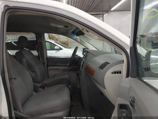 44558038 :رقم المزاد ، 2A8HR44E39R527144 vin ، 2009 Chrysler Town & Country Lx مزاد بيع