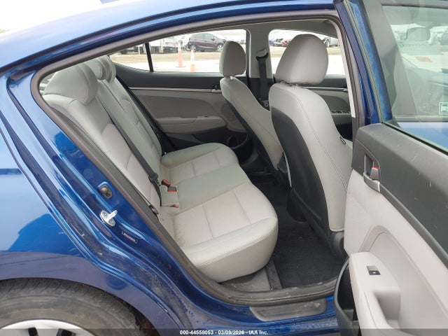 Продаж на аукціоні авто 2017 Hyundai Elantra Se, vin: 5NPD74LF8HH084250, номер лоту: 44558053
