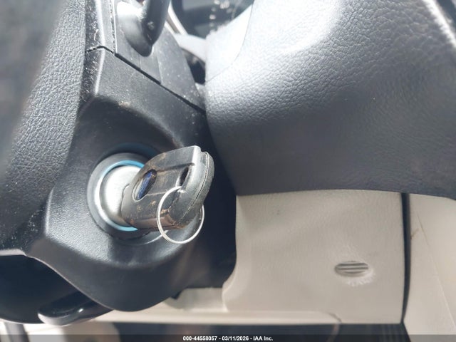 44558057 :رقم المزاد ، 1FADP3F28HL221028 vin ، 2017 Ford Focus Se مزاد بيع