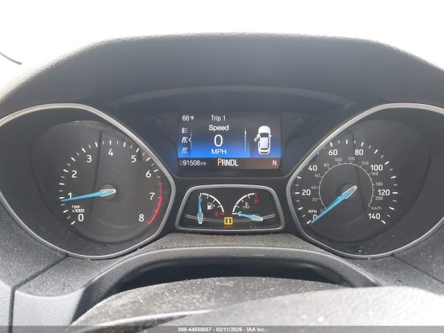 44558057 :رقم المزاد ، 1FADP3F28HL221028 vin ، 2017 Ford Focus Se مزاد بيع