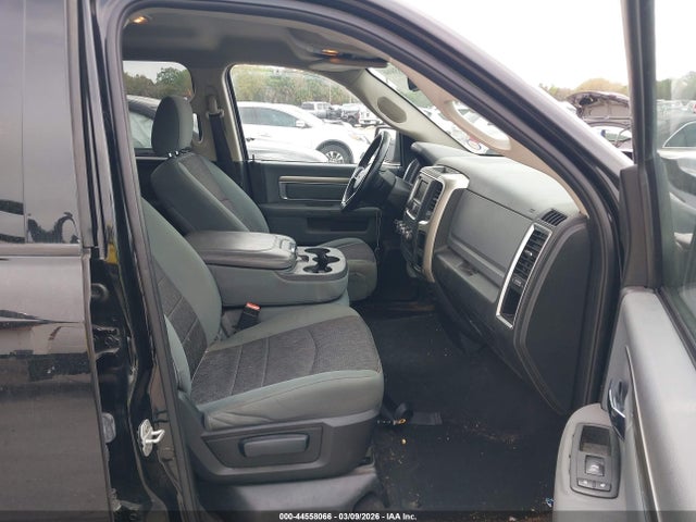 44558066 :رقم المزاد ، 1C6RR7GT7FS524403 vin ، 2015 Ram 1500 Big Horn مزاد بيع
