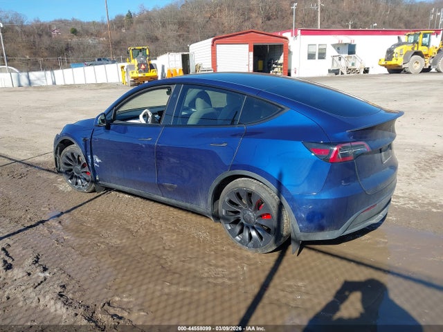 2023 TESLA MODEL Y 7SAYGDEFXPF870940 Photo 2