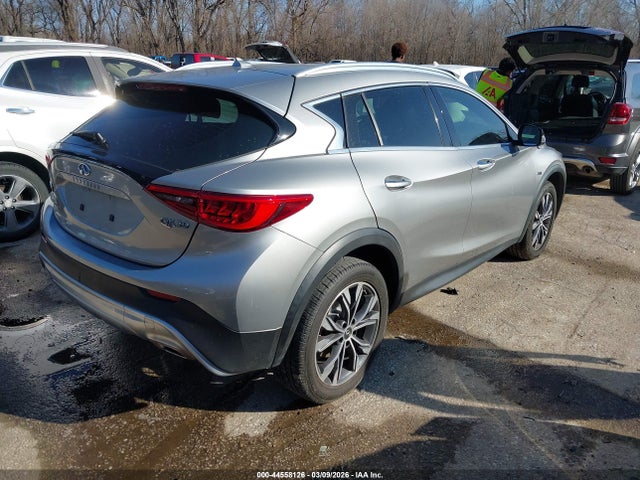 Продаж на аукціоні авто 2017 Infiniti Qx30 Luxury, vin: SJKCH5CR0HA033113, номер лоту: 44558126