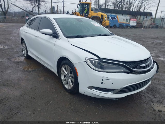 2015 CHRYSLER 200 1C3CCCAB0FN687132