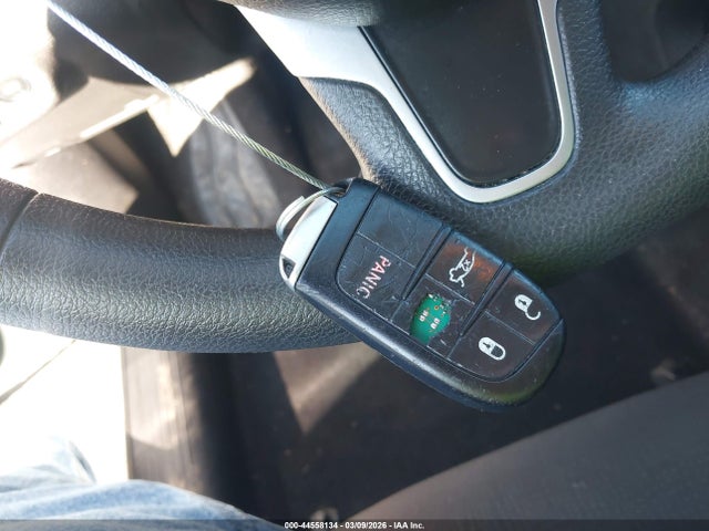 2015 CHRYSLER 200 1C3CCCAB0FN687132 Photo 10